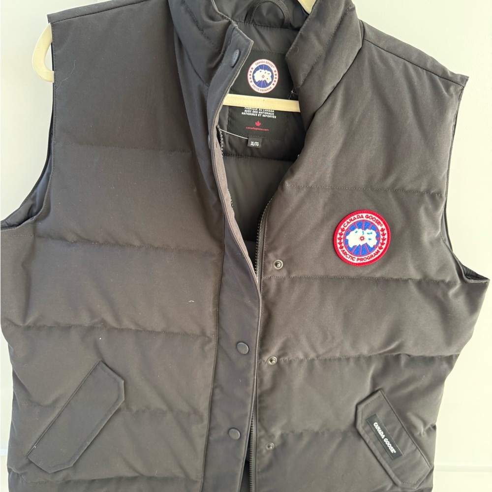 Men’s Canada Goose Down Vest